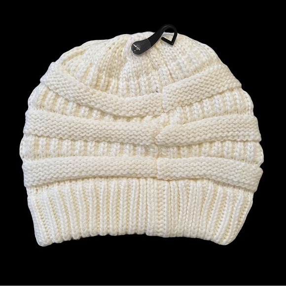 Warm chunky soft stretch cable knit beanie (ivory) - Picture 4 of 5